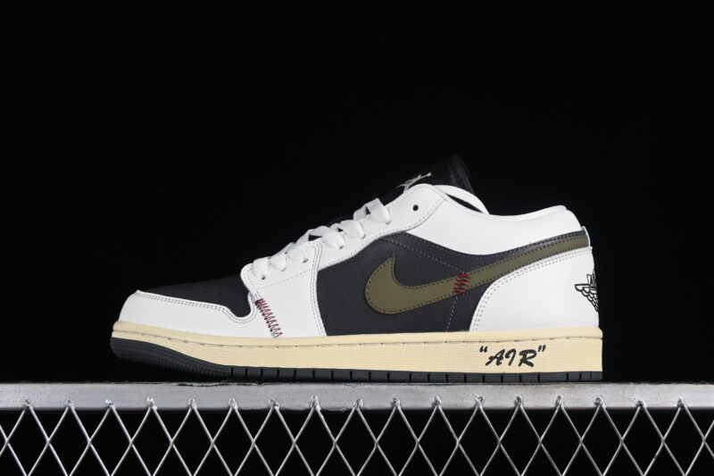 AIR JORDAN 1 LOW