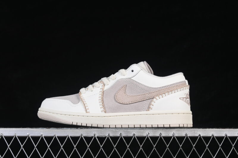 AIR JORDAN 1 LOW