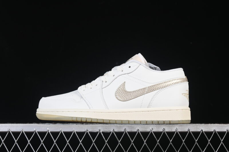 AIR JORDAN 1 LOW