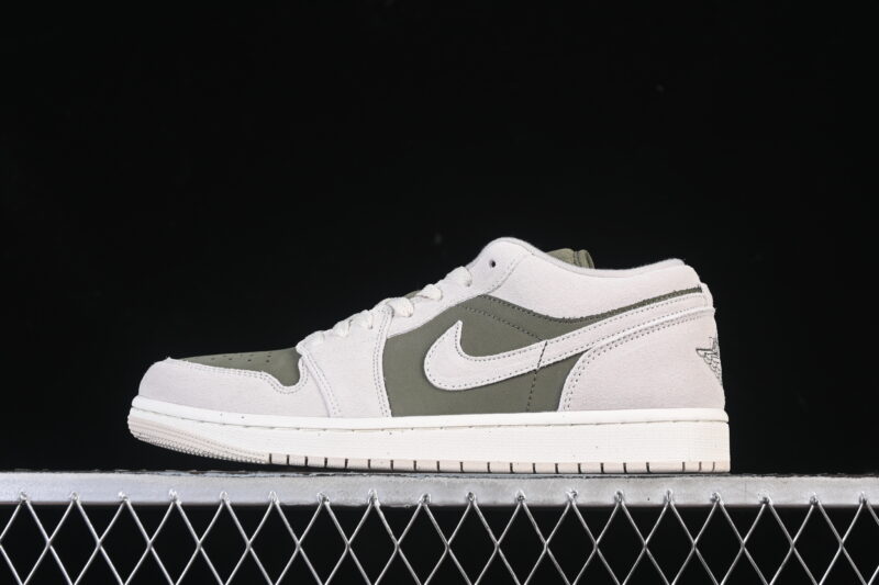 AIR JORDAN 1 LOW