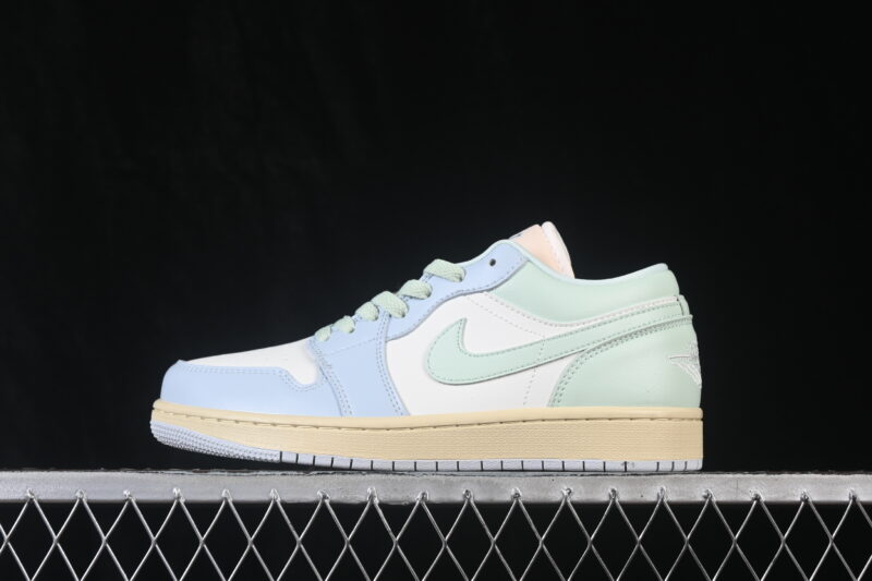 AIR JORDAN 1 LOW