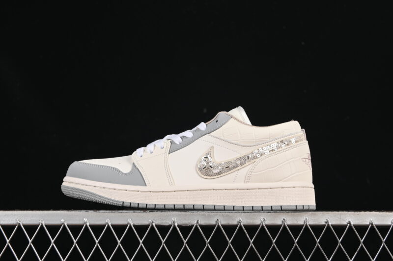 AIR JORDAN 1 LOW