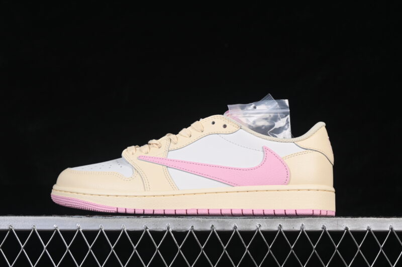 TRAVIS SCOTT X AIR JORDAN 1 LOW OG