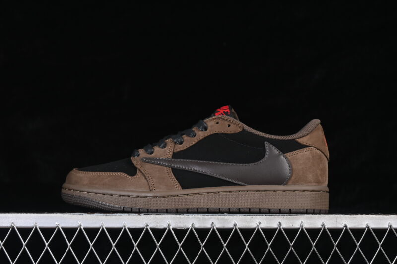 TRAVIS SCOTT X AIR JORDAN 1 LOW OG