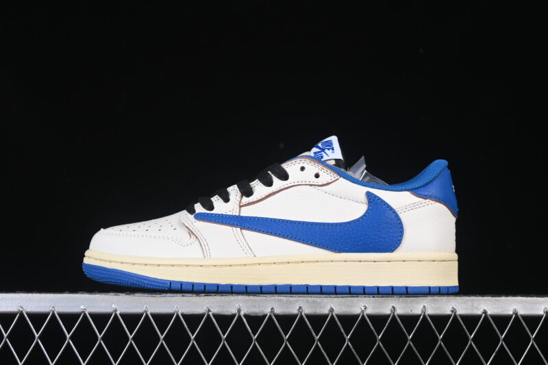 TRAVIS SCOTT X AIR JORDAN 1 LOW OG