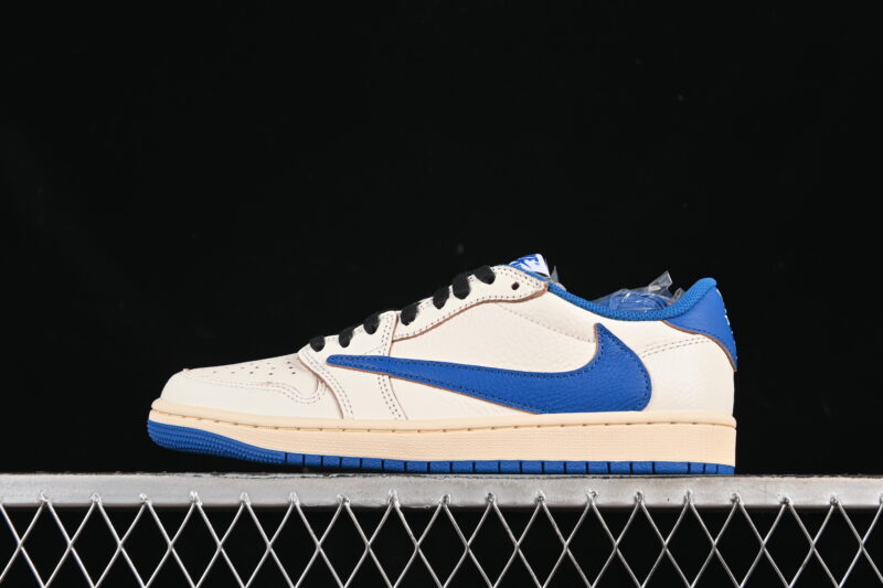 TRAVIS SCOTT X AIR JORDAN 1 LOW OG