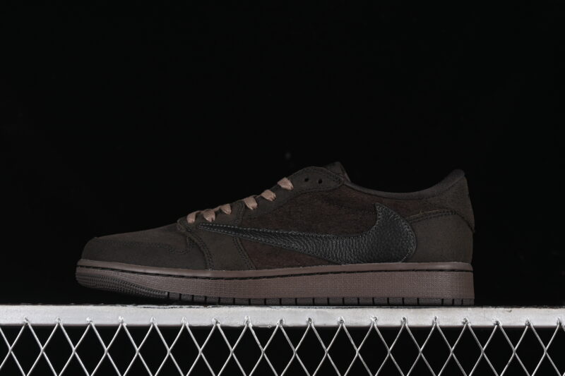 TRAVIS SCOTT X AIR JORDAN 1 LOW OG