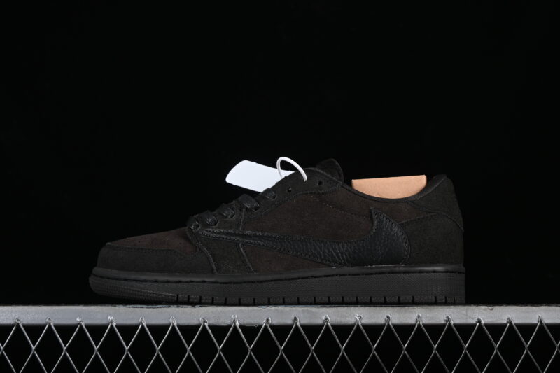 TRAVIS SCOTT X AIR JORDAN 1 LOW OG