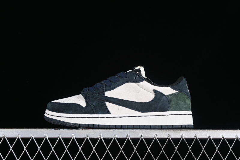 TRAVIS SCOTT X AIR JORDAN 1 LOW OG