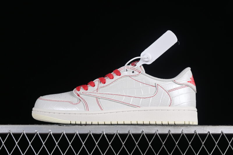 TRAVIS SCOTT X AIR JORDAN 1 LOW OG