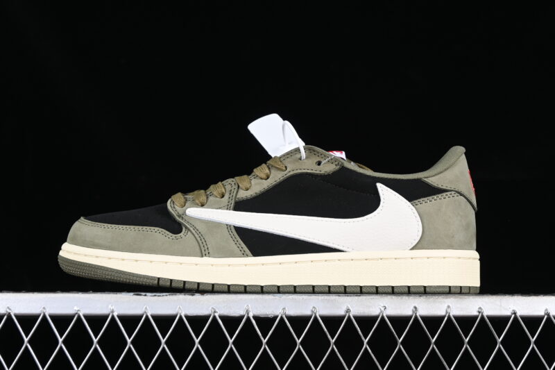 TRAVIS SCOTT X AIR JORDAN 1 LOW OG