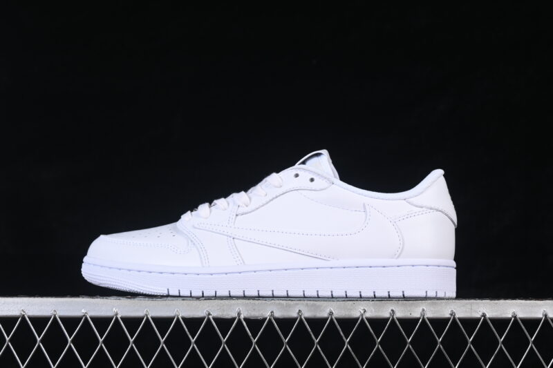 TRAVIS SCOTT X FRAGMENT DESIGN X AIR JORDAN 1 LOW OG SP
