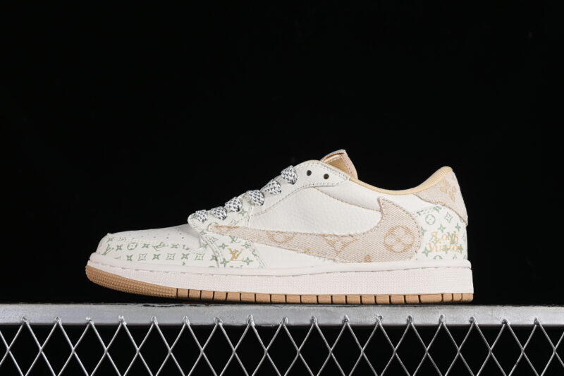 TRAVIS SCOTT X FRAGMENT DESIGN X JORDAN AIR JORDAN 1 LOW OG SP