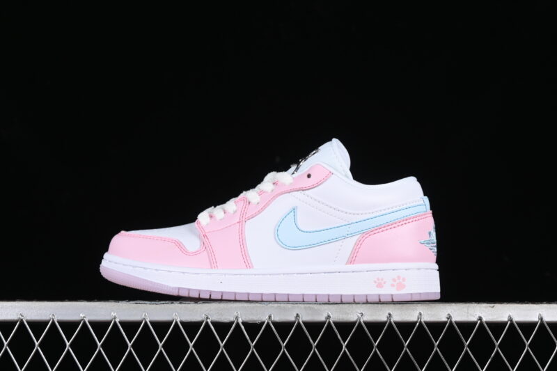 AIR JORDAN 1 LOW WHITE/PINK FOAM/GLACIER BLUE