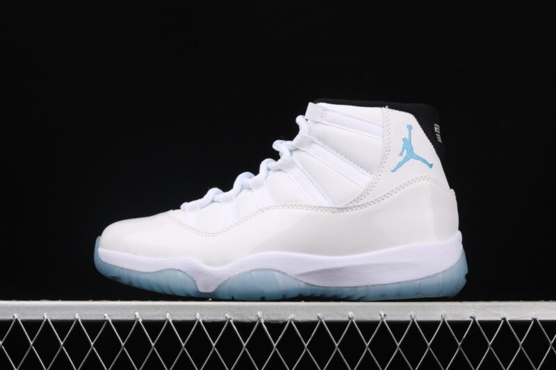 AIR JORDAN 11 BRED WHITE