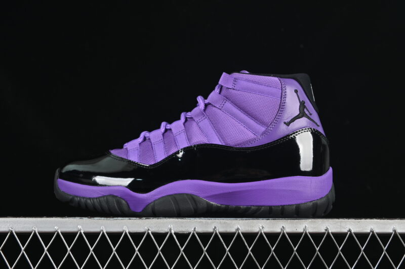 AIR JORDAN 11 RETRO