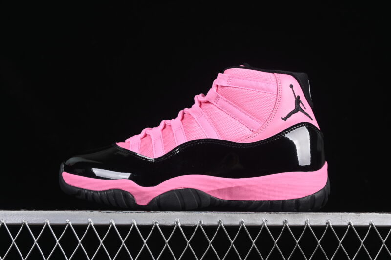 AIR JORDAN 11 RETRO