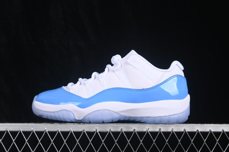 AIR JORDAN 11 LOW UNIVERSITY BLUE