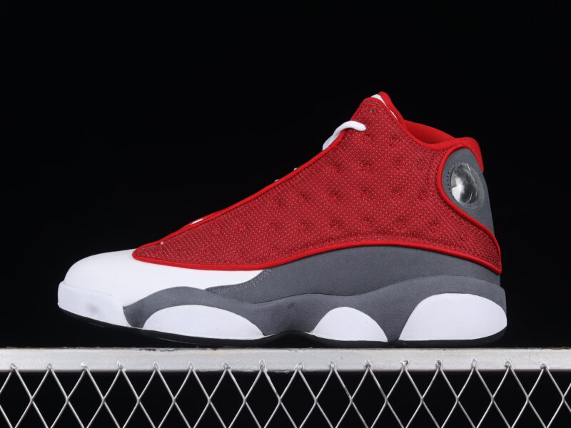 AIR JORDAN 13 RETRO