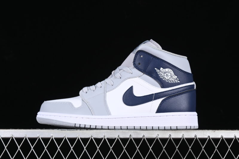 AIR JORDAN 1 MID