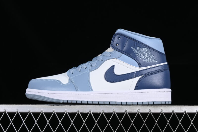 AIR JORDAN 1 MID