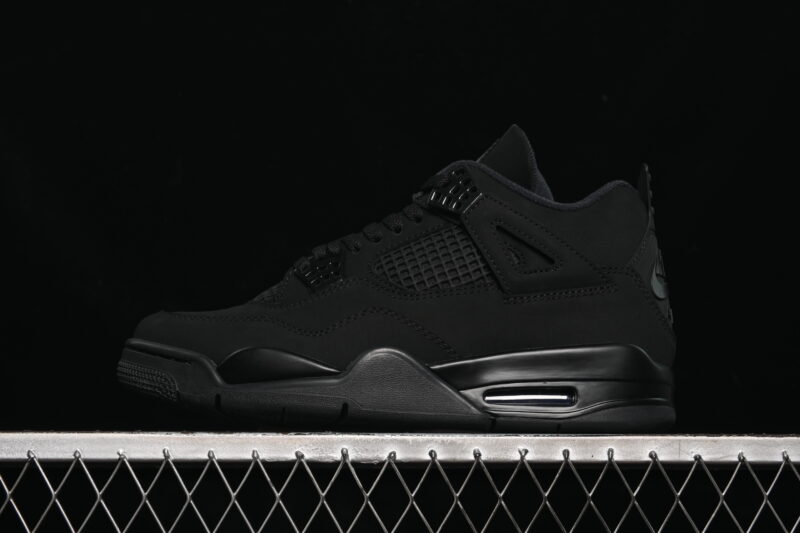 AIR JORDAN 4 RETRO BLACK CAT