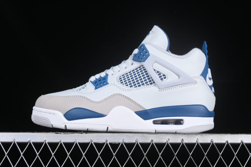 AIR JORDAN 4 RETRO "MILITARY BLUE