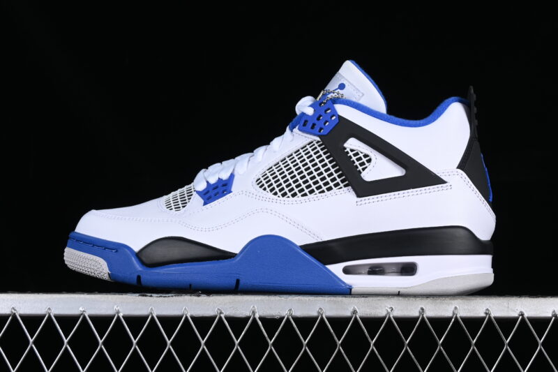AIR JORDAN 4 RETRO