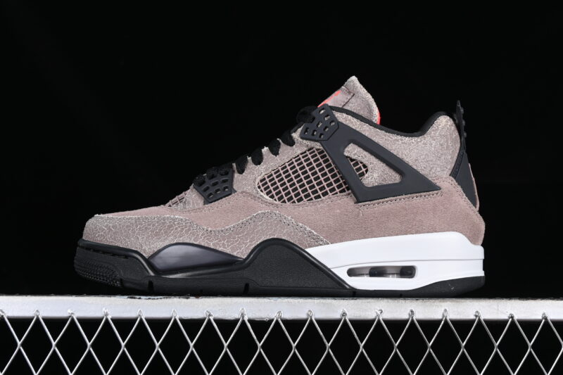 AIR JORDAN 4 RETRO "TAUPE HAZE