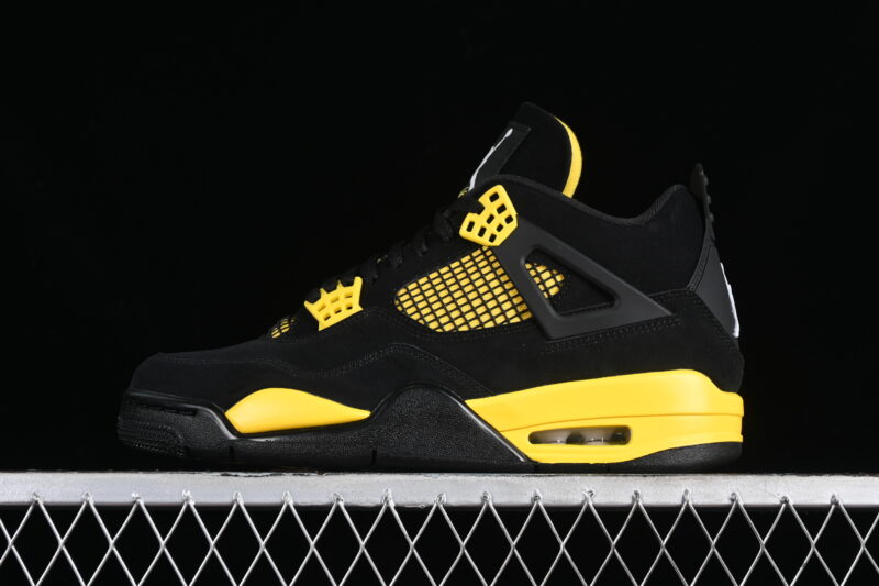 AIR JORDAN 4 "THUNDER