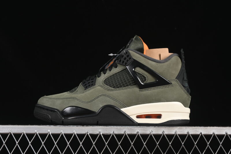 UNDEFEATED X AIR JORDAN 4 OG