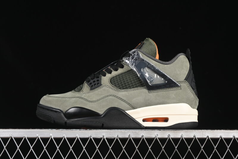 UNDEFEATED X AIR JORDAN 4 OG