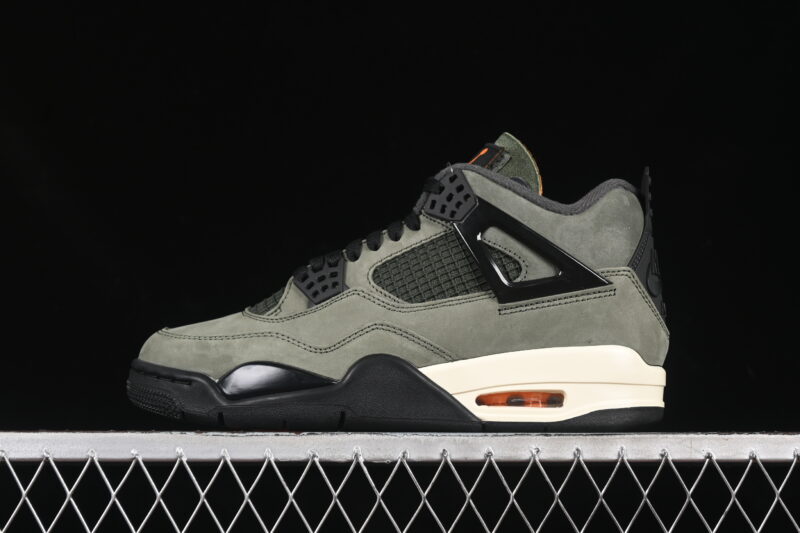 UNDEFEATED X AIR JORDAN 4 OG