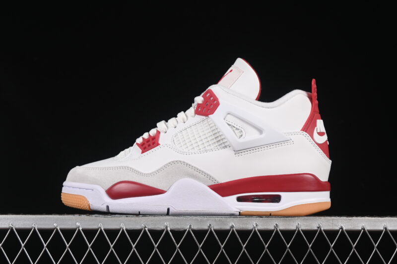 NIKE SB X AIR JORDAN 4 OG "VARSITY RED