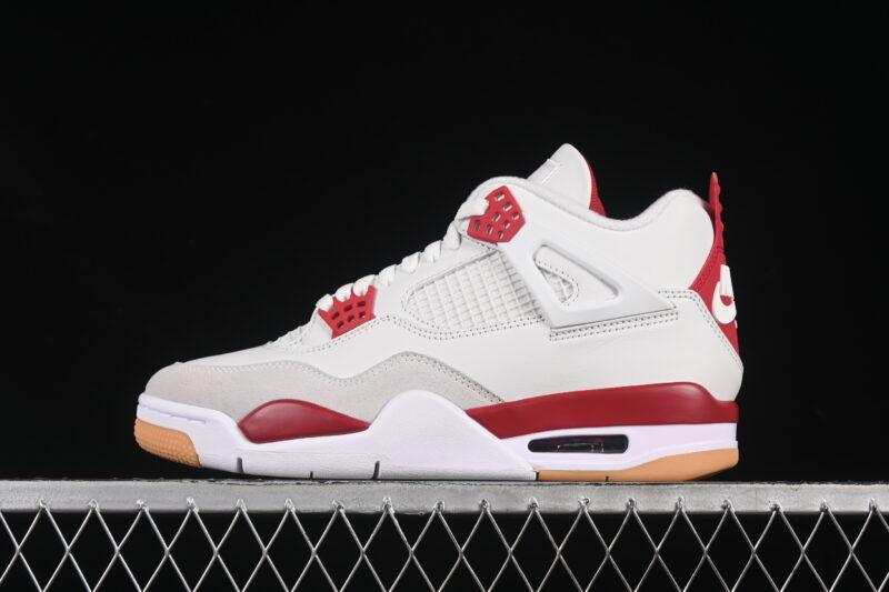 NIKE SB X AIR JORDAN 4 OG "VARSITY RED