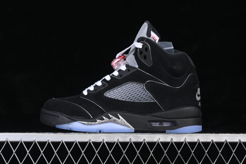 AIR JORDAN 5 BLACK "METALLIC REIMAGINED