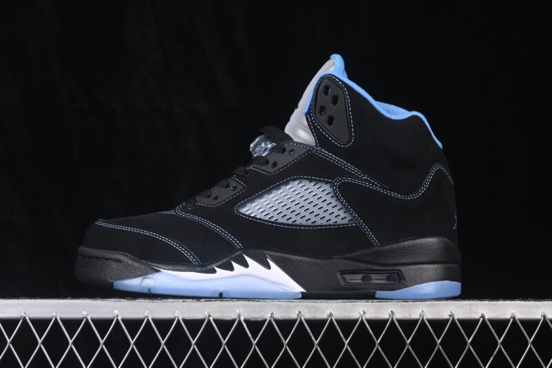 AIR JORDAN 5 RETRO "BLACK UNIVERSITY BLUE