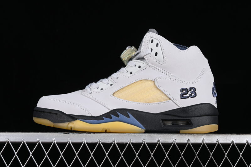 A MA MANIERE X AIR JORDAN 5 RETRO "PHOTON DUST