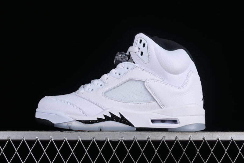 AIR JORDAN 5 RETRO