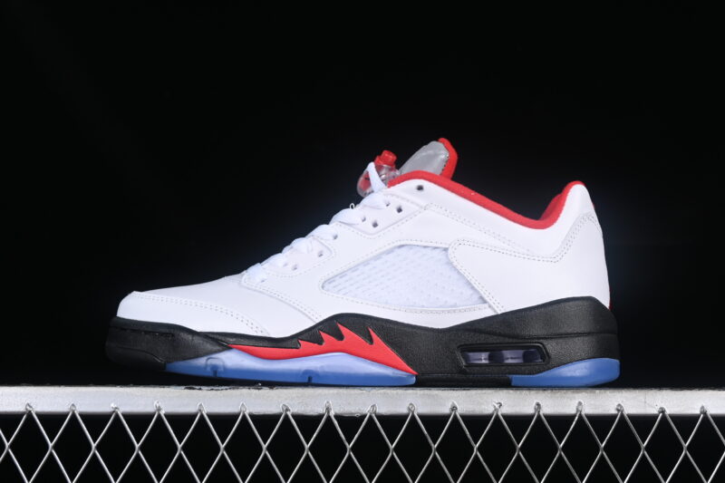 AIR JORDAN 5 LOW