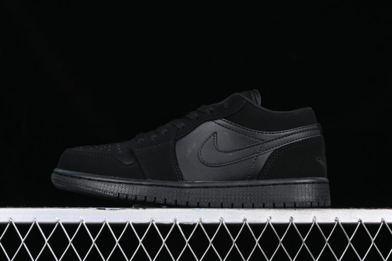 AIR JORDAN 1 LOW OG ALL BLACK