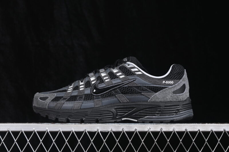 NIKE P-6000 ANTHRACITE METALLIC SILVER