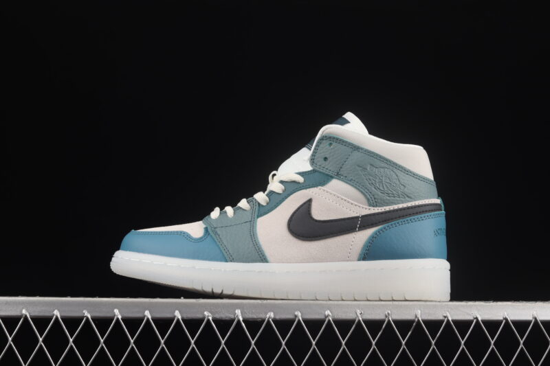 AIR JORDAN 1 MID ANTI-GRAVITY MACHINES