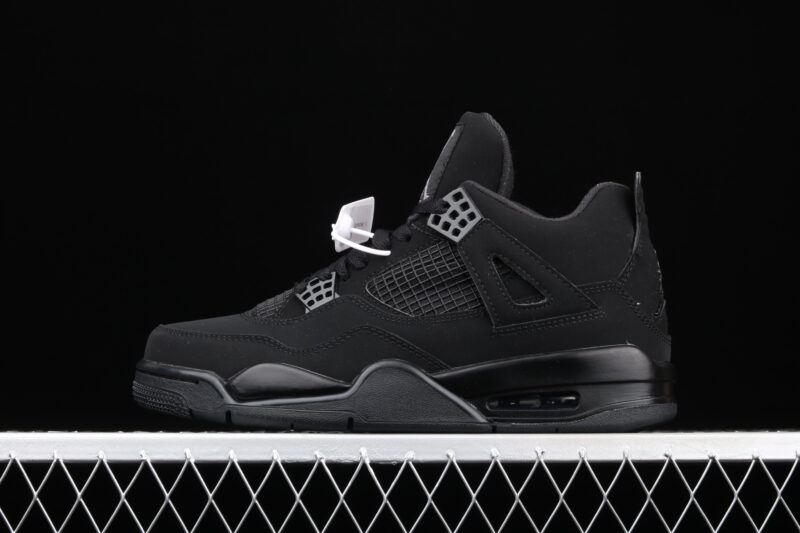 AIR JORDAN 4 BLACK CAT