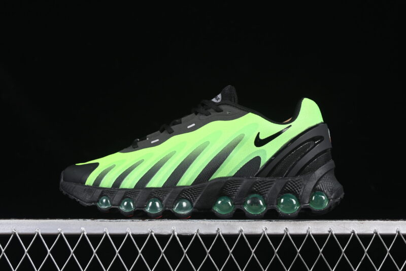 NIKE AIR MAX DN8 BLACK GREEN STRIKE