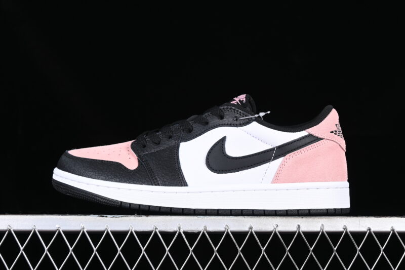 AIR JORDAN 1 LOW OG BLEACHED CORAL
