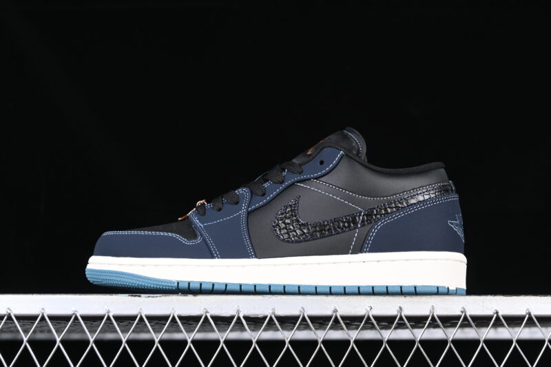 AIR JORDAN 1 LOW CACAO WOW