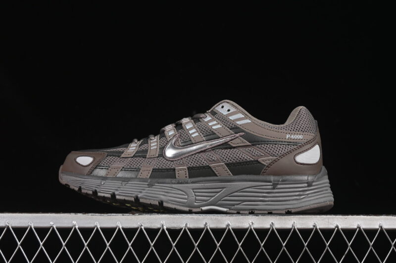 NIKE P-6000 CAVE STONE MEDIUM ASH FLAT PEWTER METALLIC SILVER
