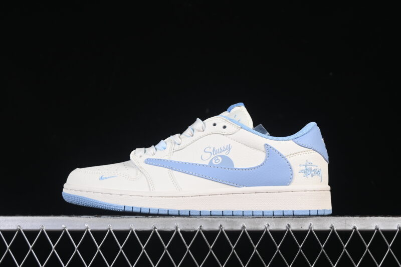 TRAVIS SCOTT X FRAGMENT DESIGN X AIR JORDAN 1 LOW OG SP