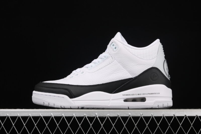 FRAGMENT DESIGN X AIR JORDAN 3